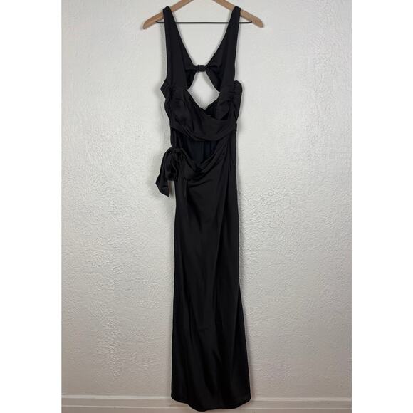 Guizio Black Wrapped Cut-Out Satin Maxi Dress Size Medium - Picture 2 of 6